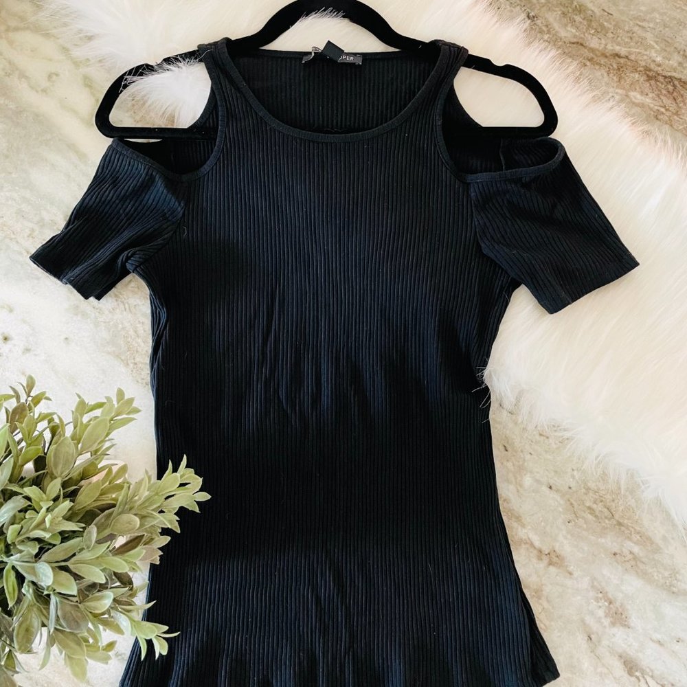 Boston Proper Ribbed Cold Shoulder Top - Picture 2 of 2